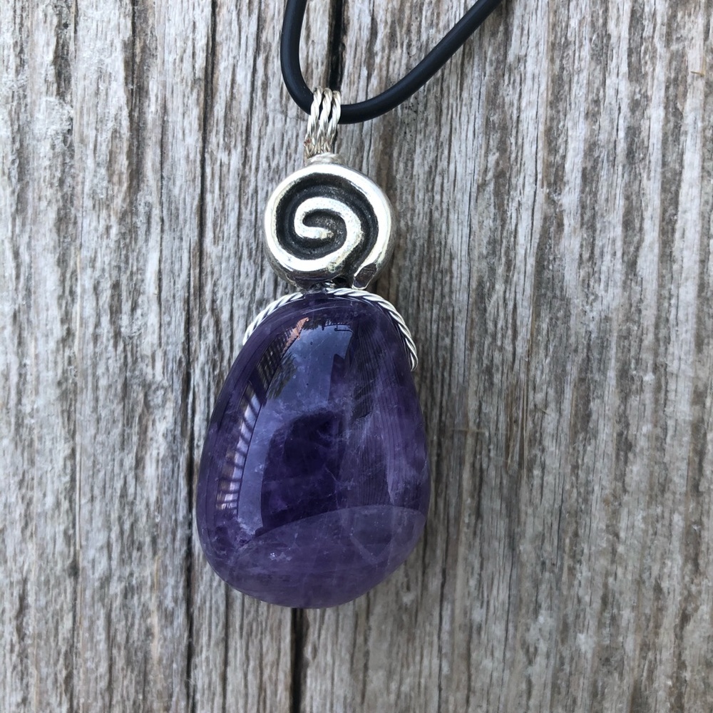Dogtooth Amethyst for Intuition & Spiritual Growth